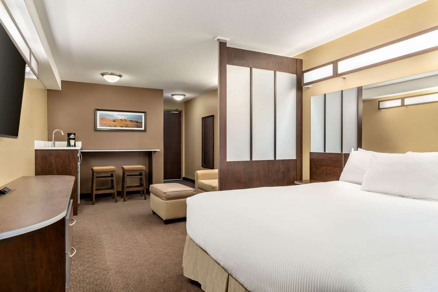 Microtel Inn & Suites By Wyndham Estevan 7/30