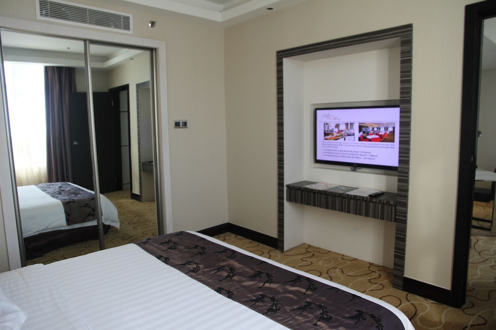 Promenade Hotel Kota Kinabalu 12/67