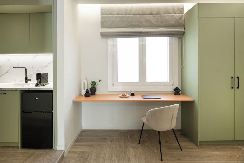 Astikon Xenofontos Suites 10/50