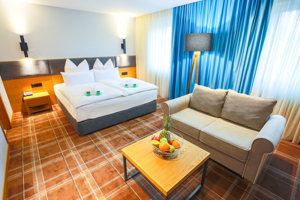 Grand Hotel Suhl 14/50