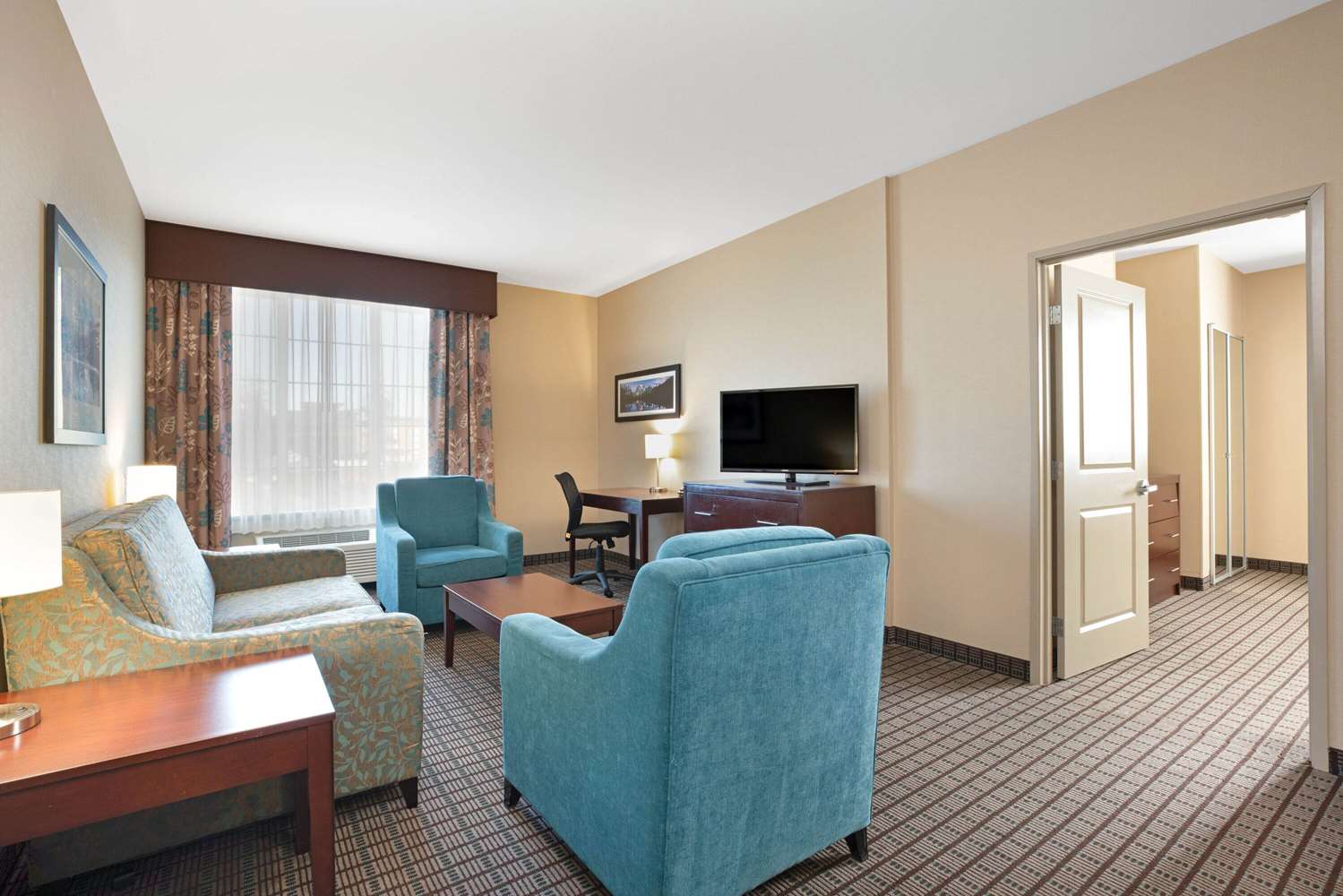 La Quinta Inn & Suites by Wyndham Bellingham 18/34