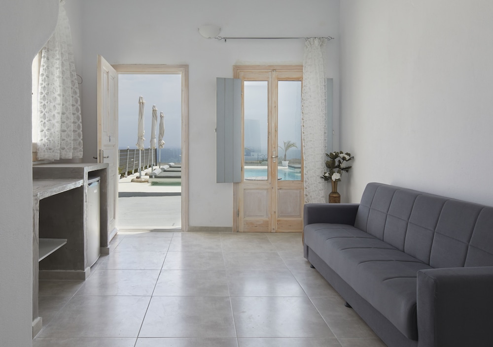 Nalu Suites 42/61
