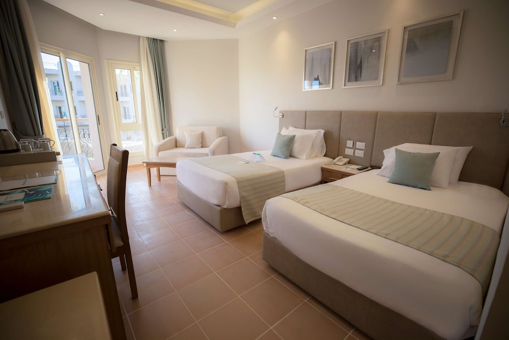 SUNRISE Aqua Joy Resort 21/64