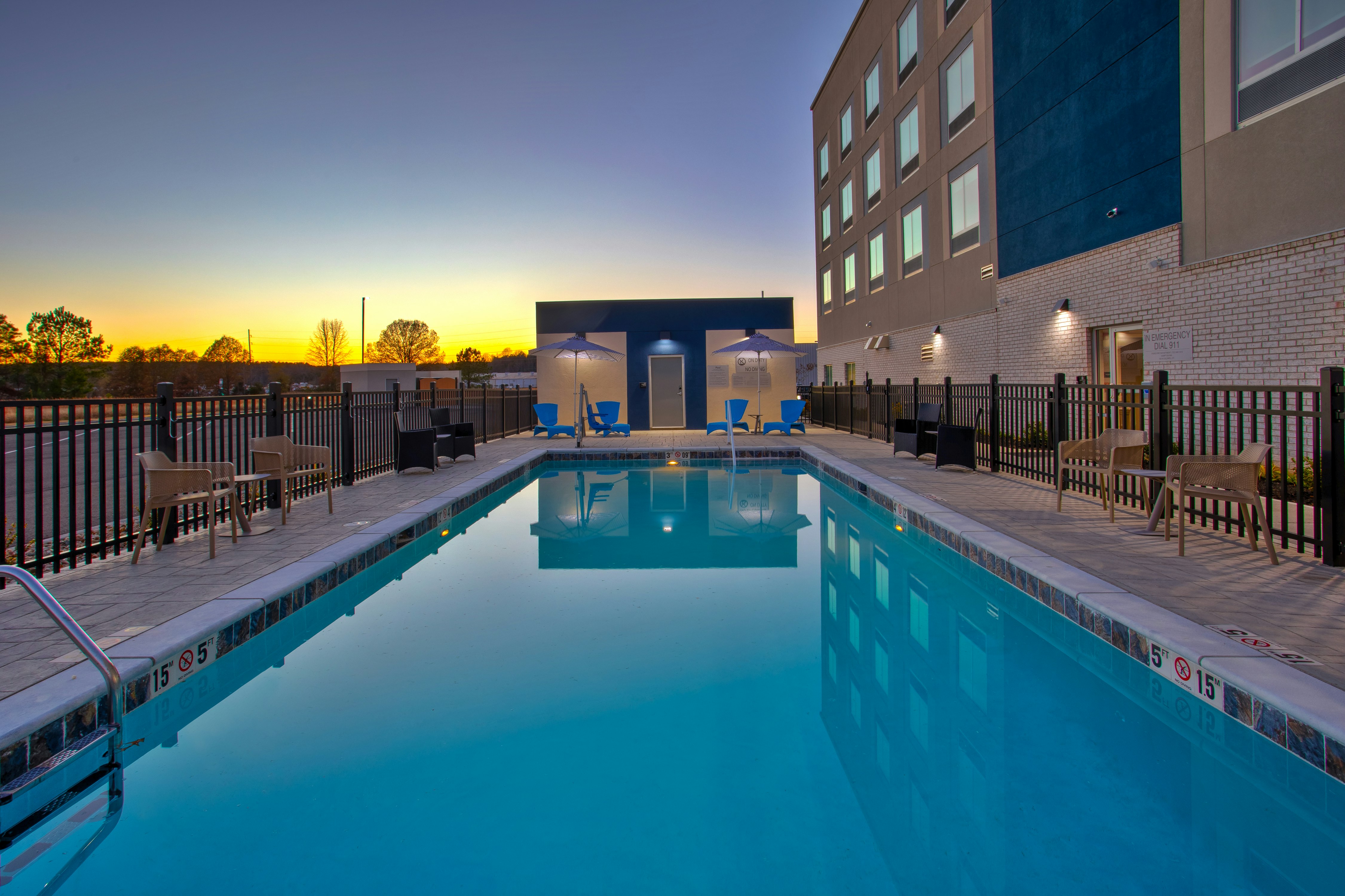 Hampton Inn by Hilton Paris 22/23