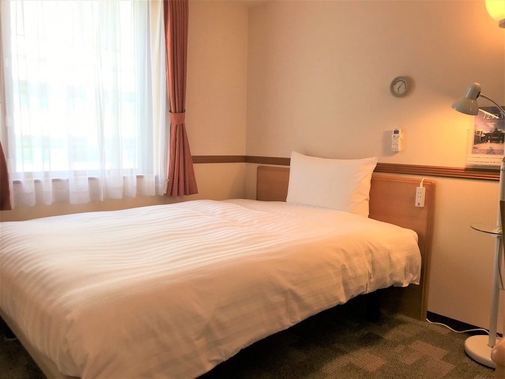 Toyoko Inn Sapporo Eki Kita Guchi 18/56