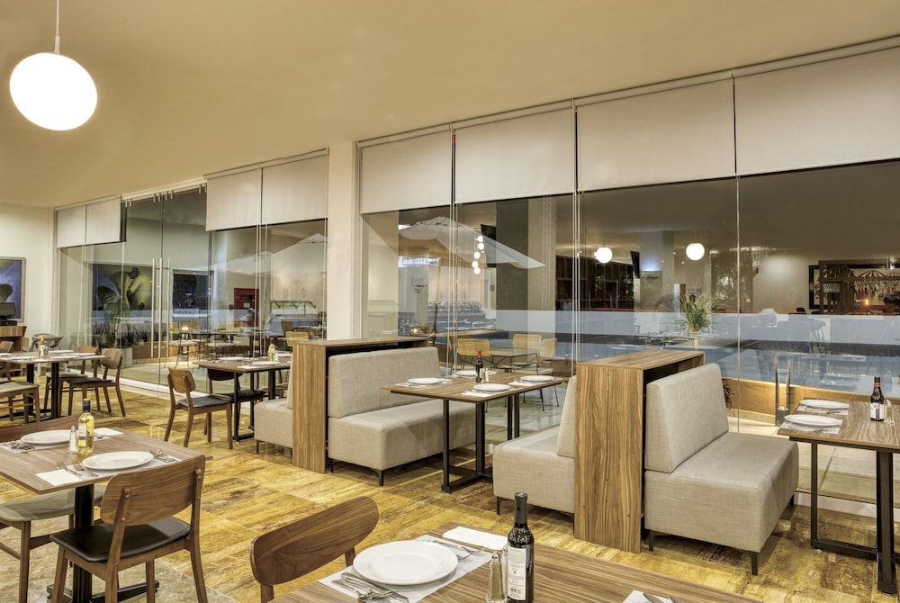 Fiesta Inn Guadalajara Periferico Poniente 48/63