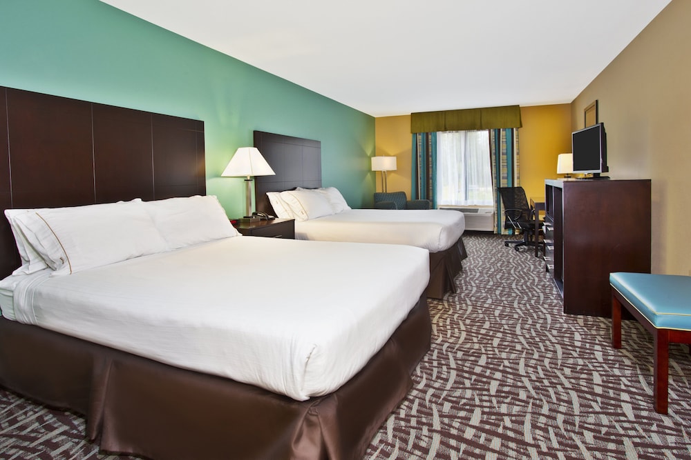 Holiday Inn Express Hastings 12/51