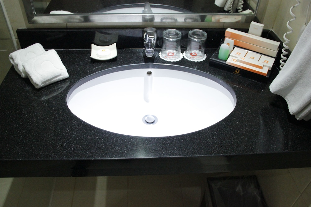 Aria Gajayana Hotel 42/58