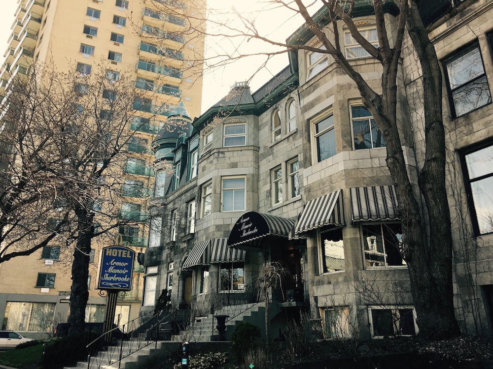 Manoir Sherbrooke 2/71