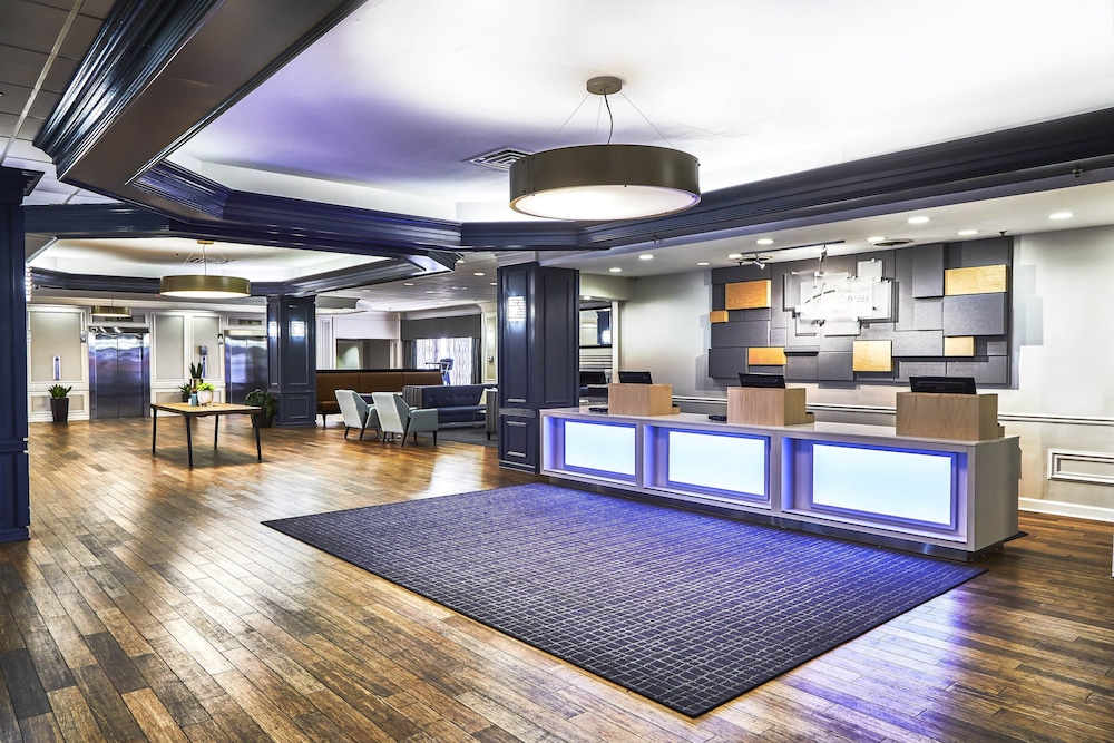 Holiday Inn Express Nashville Downtown 9/67