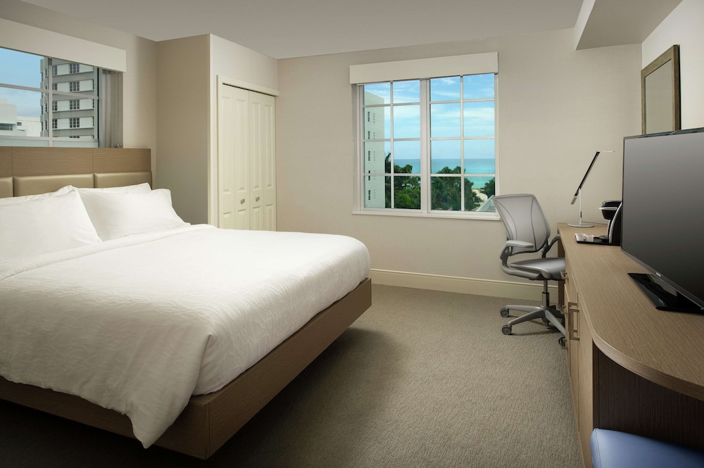 Hilton Garden Inn Miami South Beach 18/41
