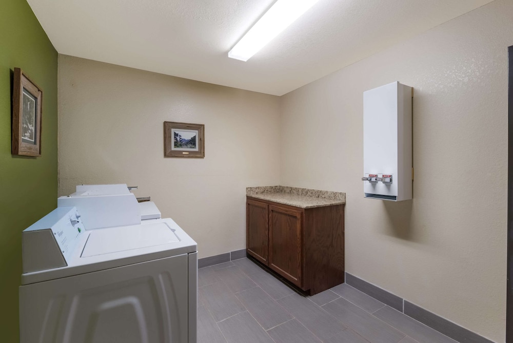 Quality Inn Alpine 31/33