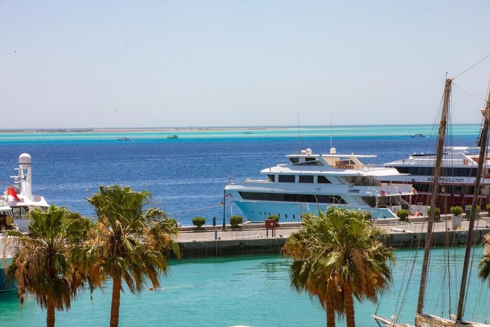 AJIRA Bay Hotel Hurghada Marina Hotel 52/63
