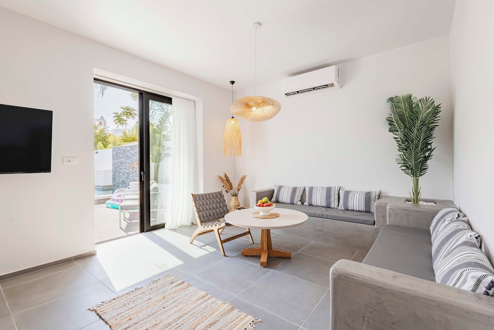 Kouros Exclusive Suites - Adults Only 53/78