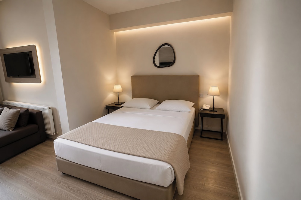 غرفة قياسية بسريرين منفصلين بإطلالة على الفناء، Droushia Heights Hotel 3/7