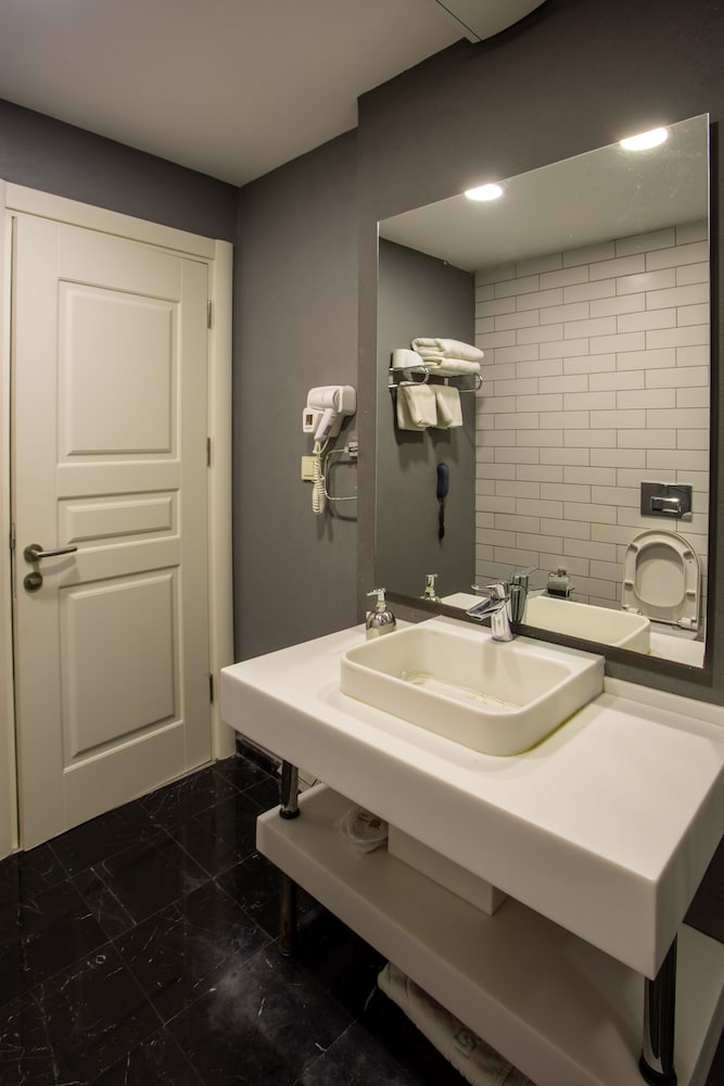 Vita Suites Karakoy 64/66