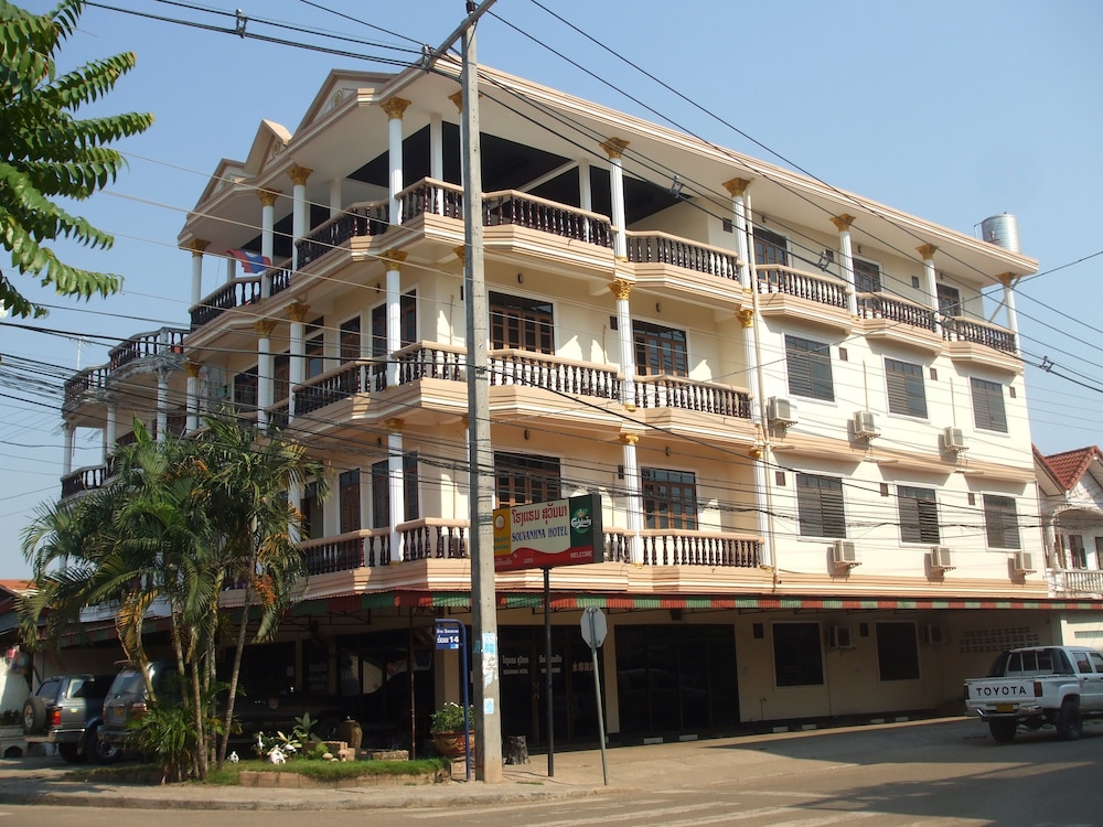 Souvanna Hotel 2 2/15