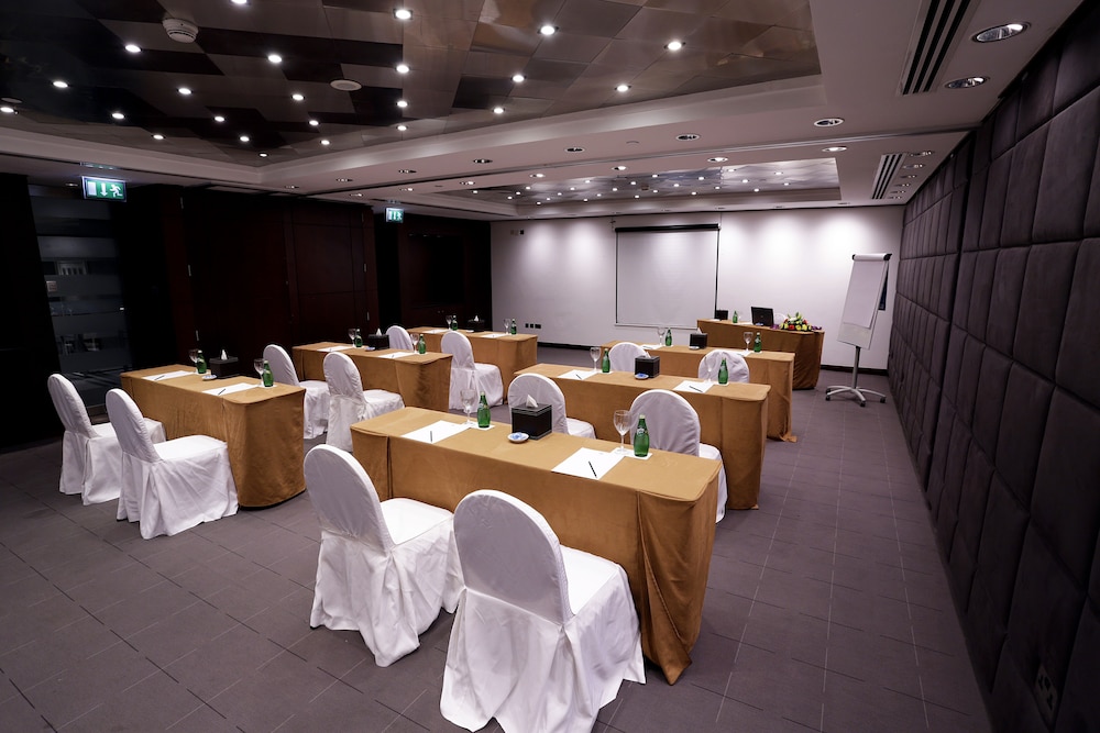 Ramada Plaza By Wyndham Dubai Deira 44/50