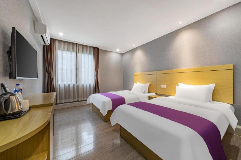 Ying Feng Yuan Hotel 25/37