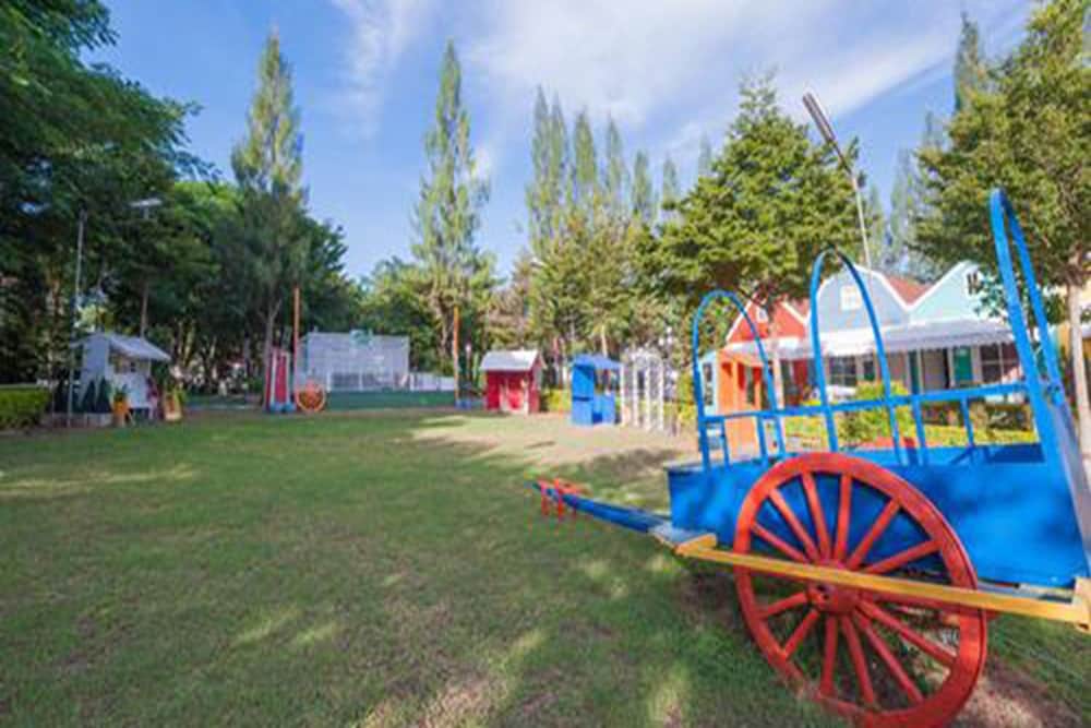 Belmont Village 61/64