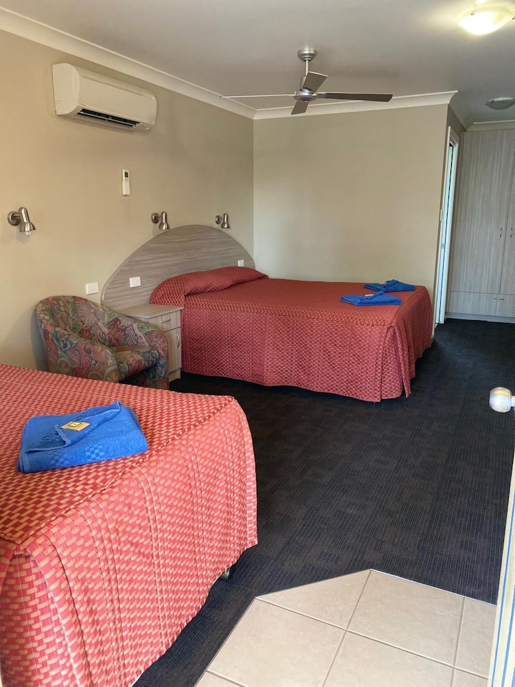 BELLVIEW MOTEL 25/55