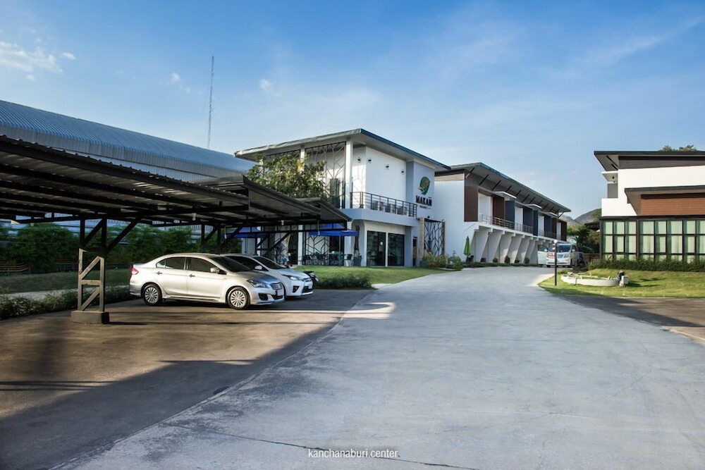 Makan Resort 34/43