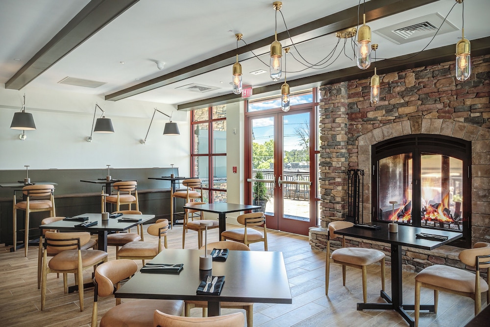 The Embers Hotel 39/50