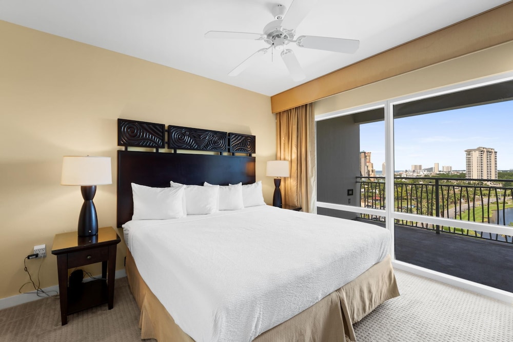 Luau Resort by Panhandle Getaways 15/50