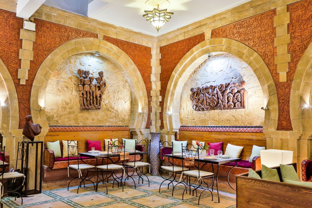 Riad Al Khansaa 58/70