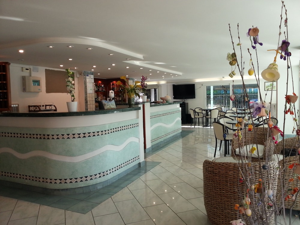 Hotel Letizia 6/50