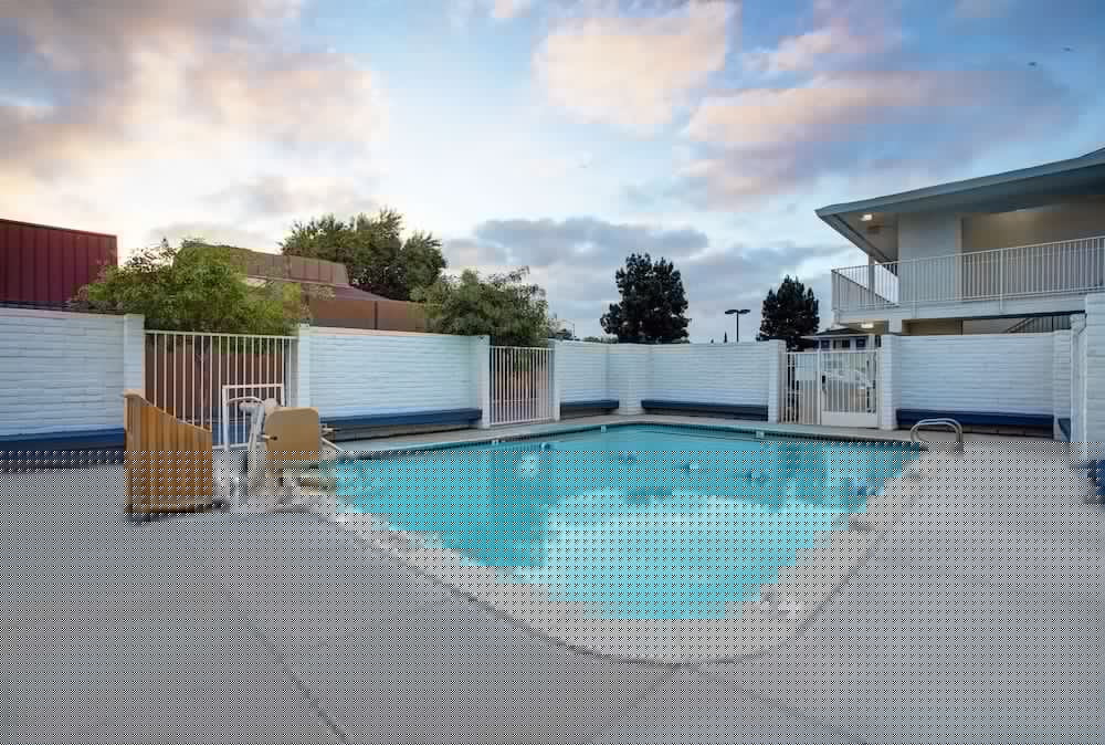 Super 8 by Wyndham Santa Clara 20/36