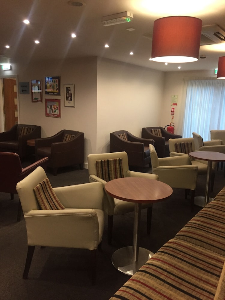 Legacy Preston International Hotel 53/60