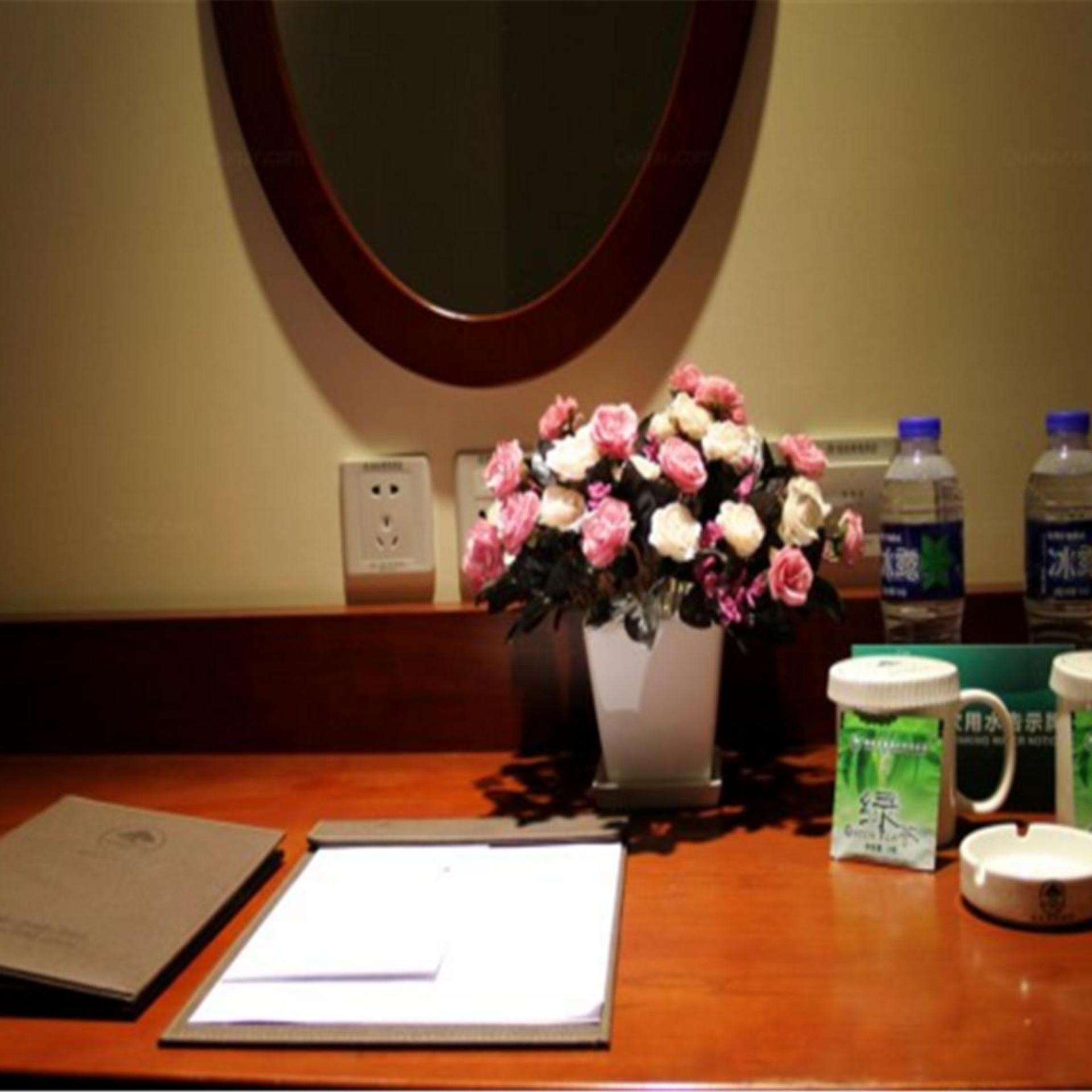 GreenTree Inn Chengde Railway Station Southeast Chengde Century City Business Hotel 44/60