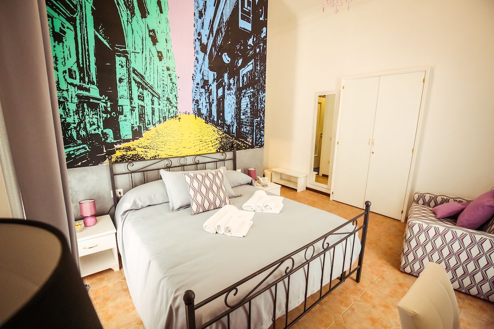 Hotel Napoli Mia 13/65