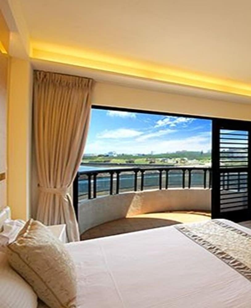 LUXURY, DOUBLE BED, OCEAN VIEW