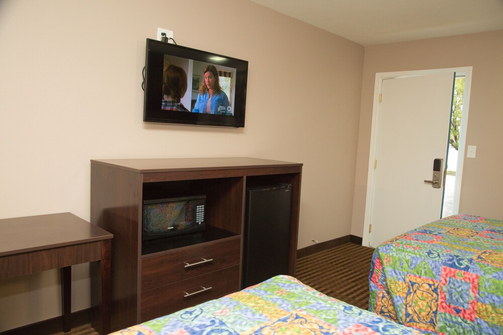Americas Best Value Inn - Indy Northwest 15/27