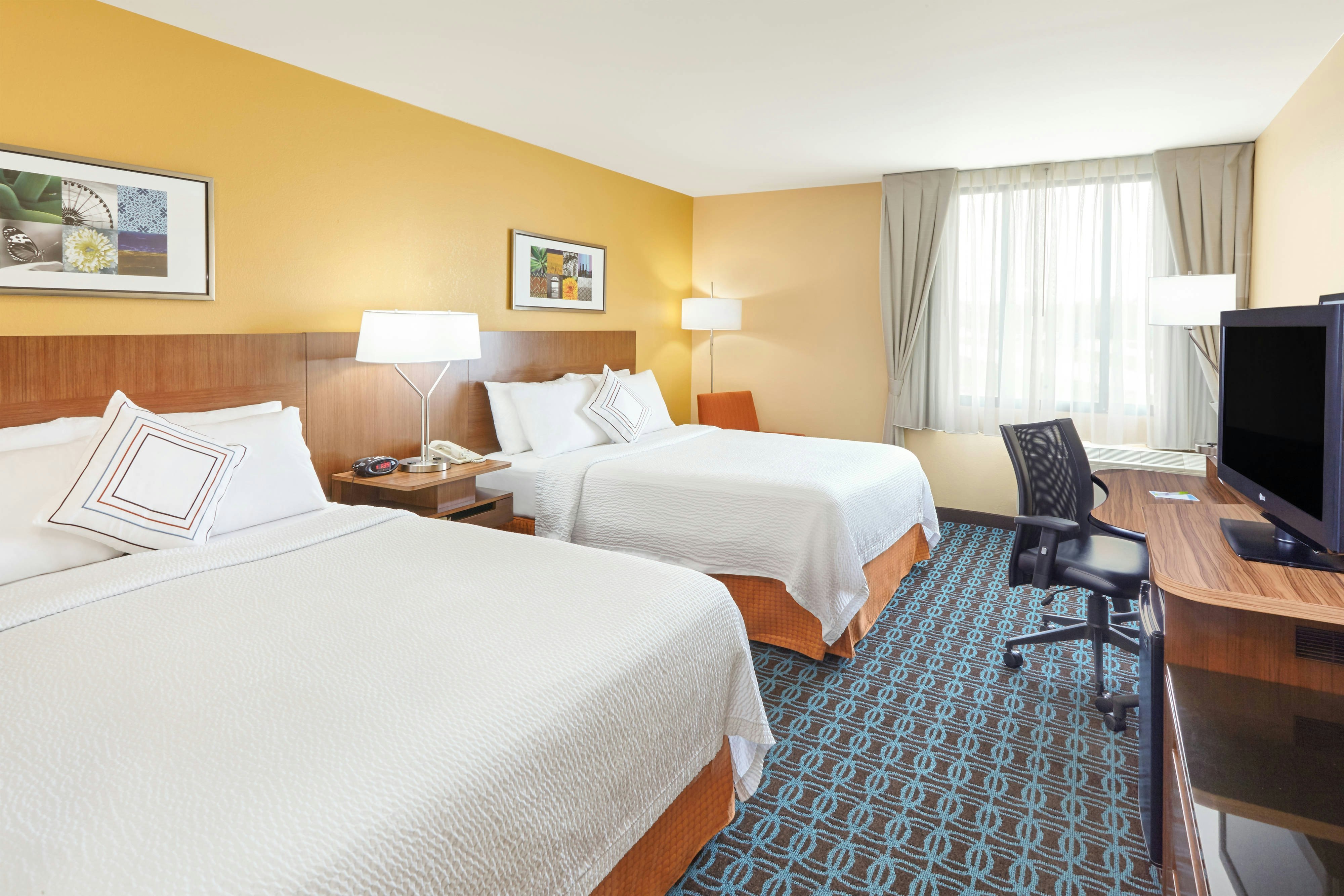 room, 2 queen beds