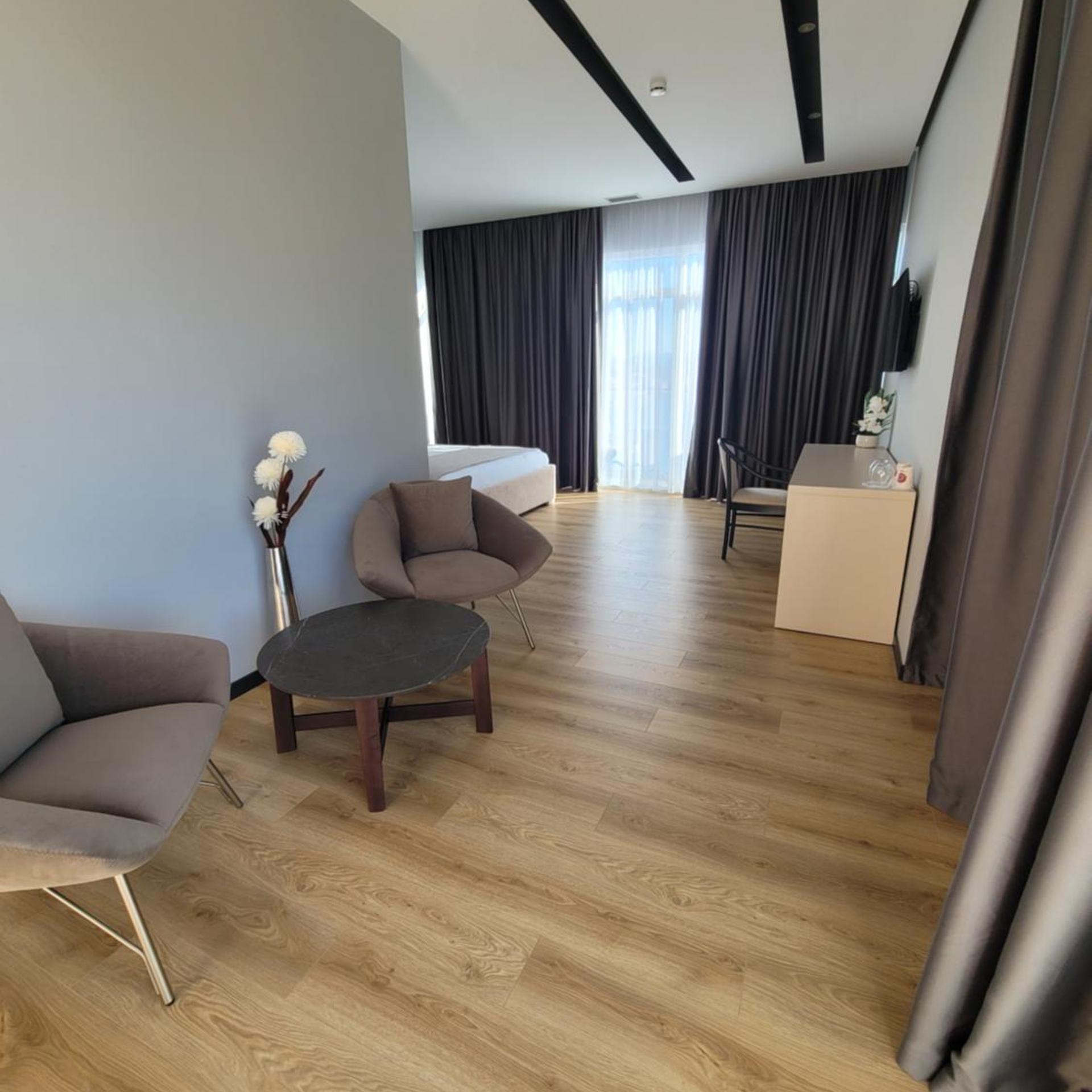 Toer Hotel Saranda 41/60