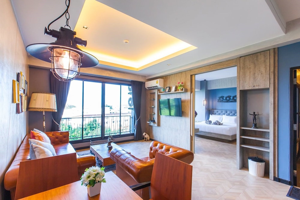 Loftmania Boutique Hotel 50/72