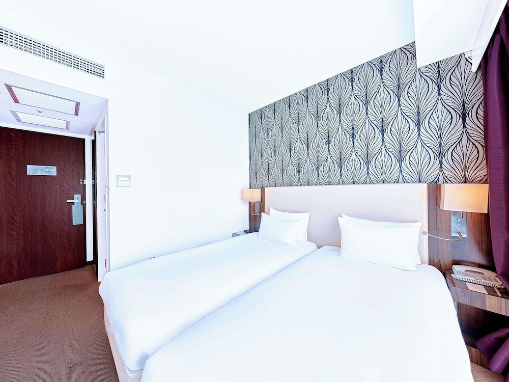 CLASSIC, TWIN BEDS