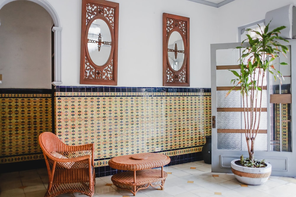 Hotel Colon Merida by Kavia 4/66