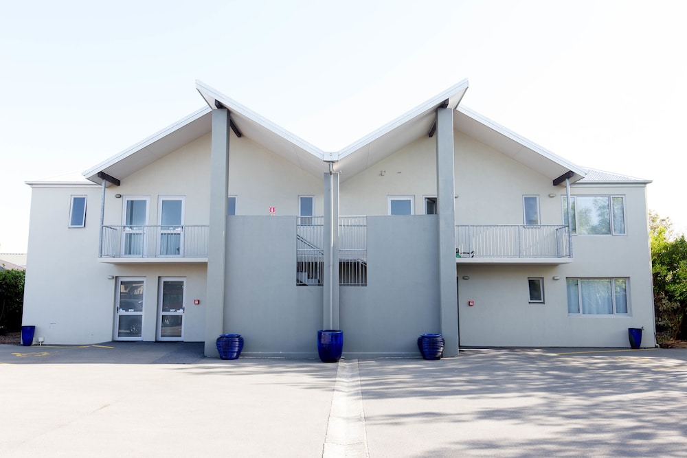 Riccarton Motor Lodge 4/48