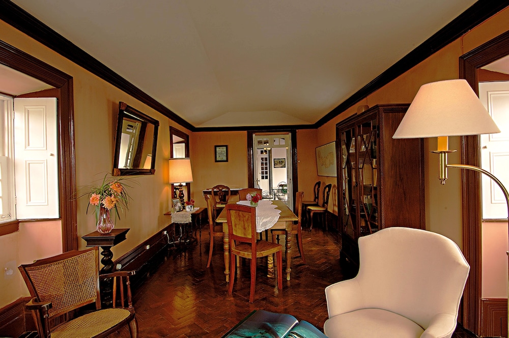 CASA DAS CALHETAS 25/42