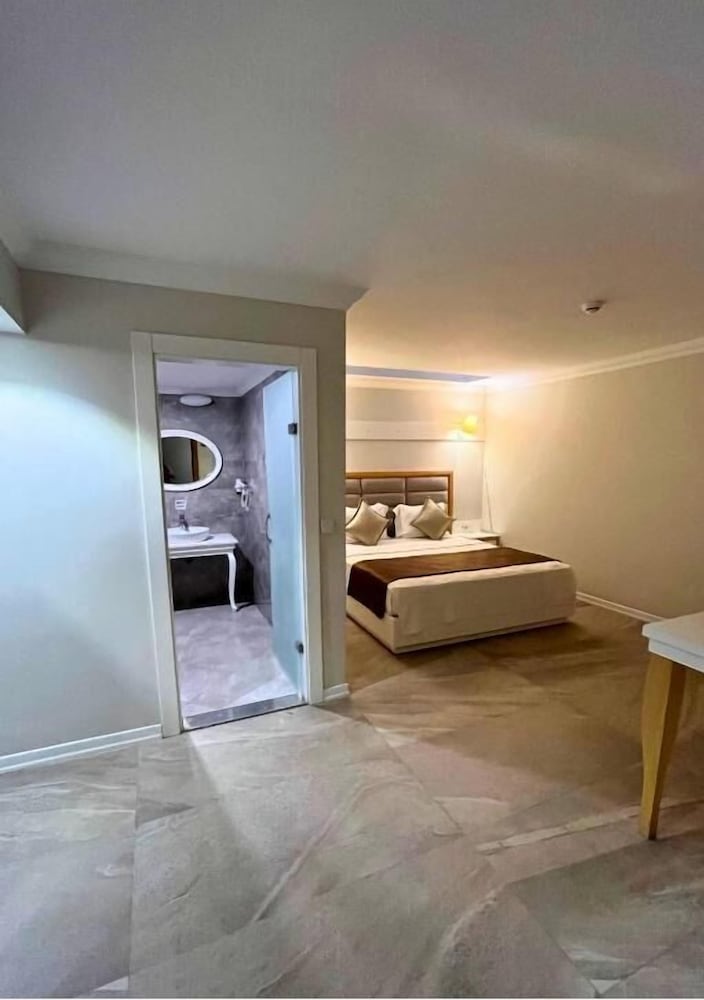 As Hotel Cesme 26/50
