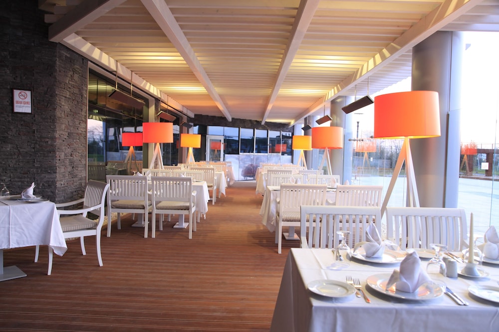 Kolin Hotel Spa & Convention Center 48/63