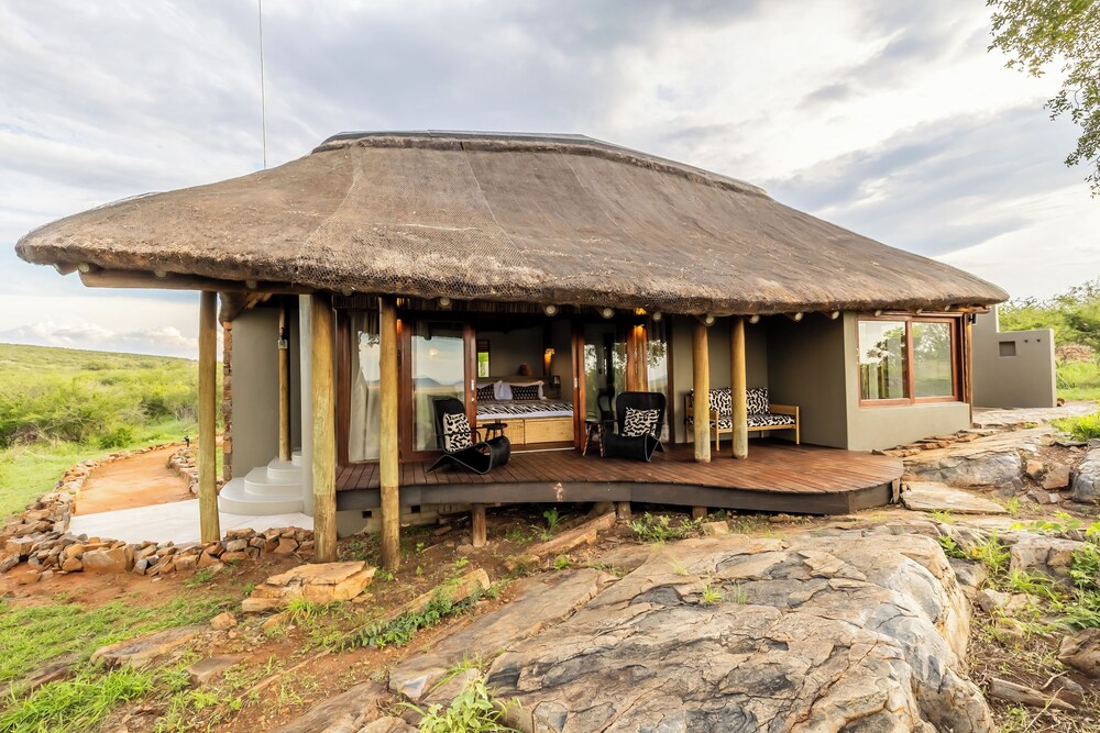 Buffalo Ridge Safari Lodge 1/50