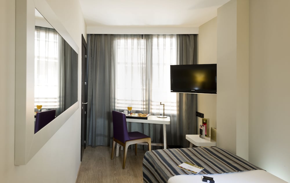 Exe Moncloa Hotel 33/70