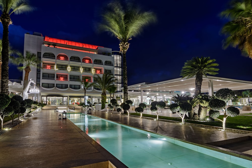 Mec Paestum Hotel 69/73