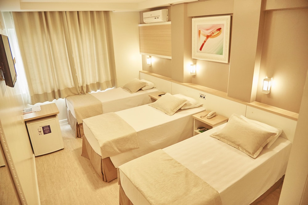 Miramar Hotel 42/70