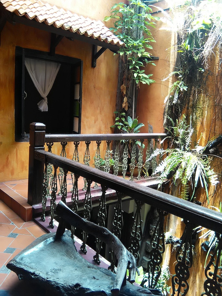 Kuching Waterfront Lodge 23/40